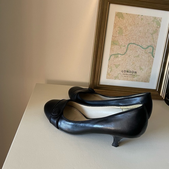 Black kitten heels - Picture 3 of 3